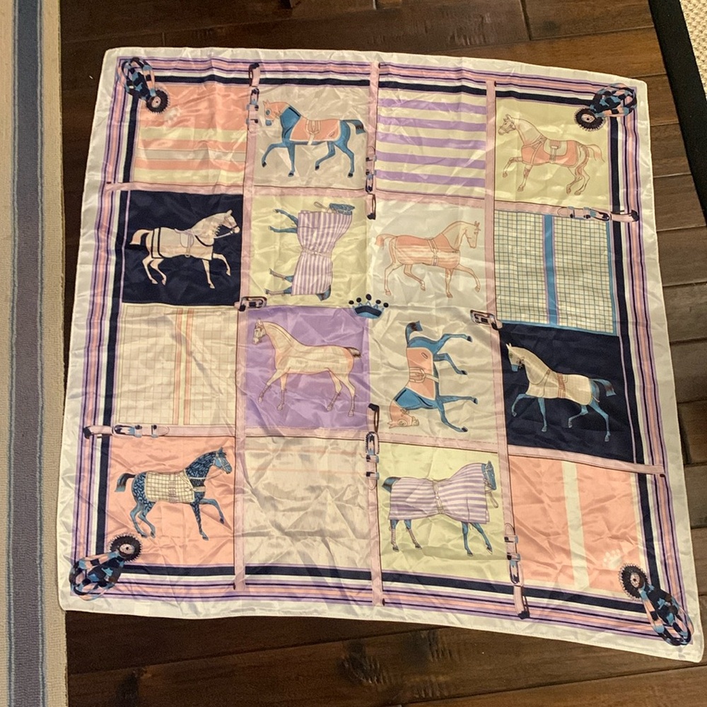 Pink and purple horse scarf EUC 90 x 90 cm